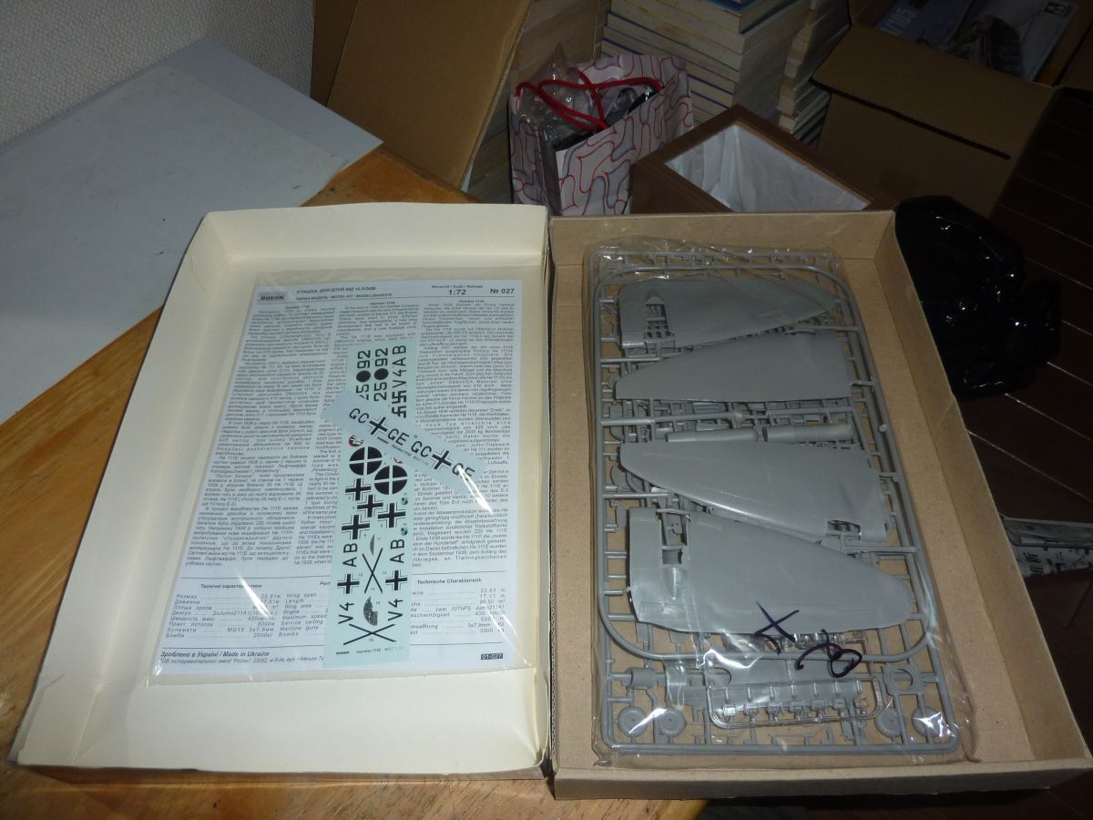1/72　ハインケル He 111E 初期軍用型 双発爆撃機　ローデン RODEN　Heinkel_画像3