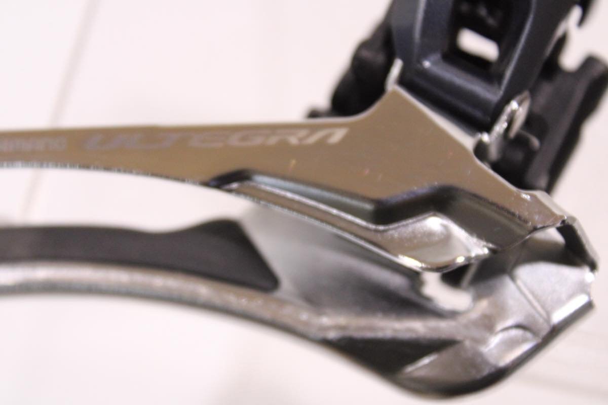 ●SHIMANO シマノ FD-R8000 ULTEGRA 2s フロントディレイラー 直付け 美品