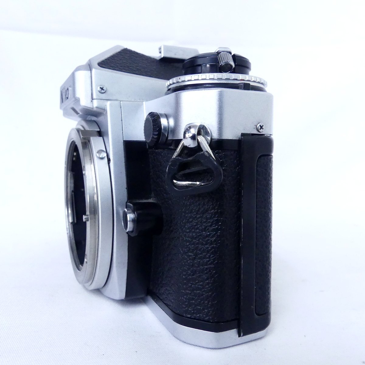 Nikon ニコン FE シルバー カメラボディ フィルムカメラ 通電、空シャッターOK USED /2509C