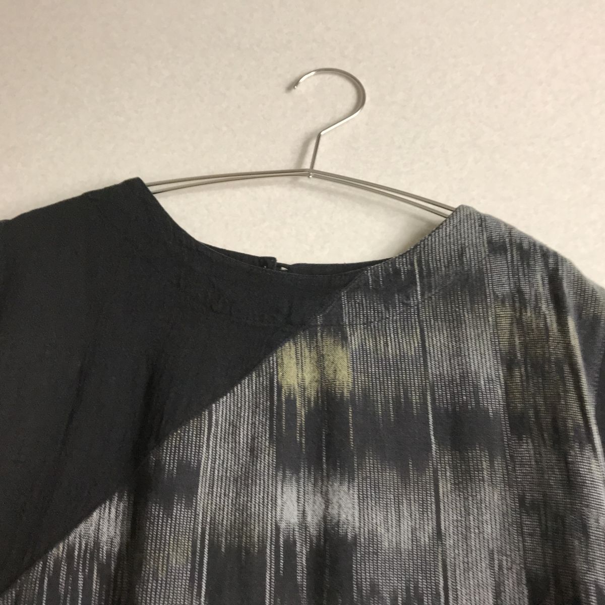 ? jalan jalan ジャランジャラン　切り替え　おしゃれデザイン　アシンメトリー　チュニック