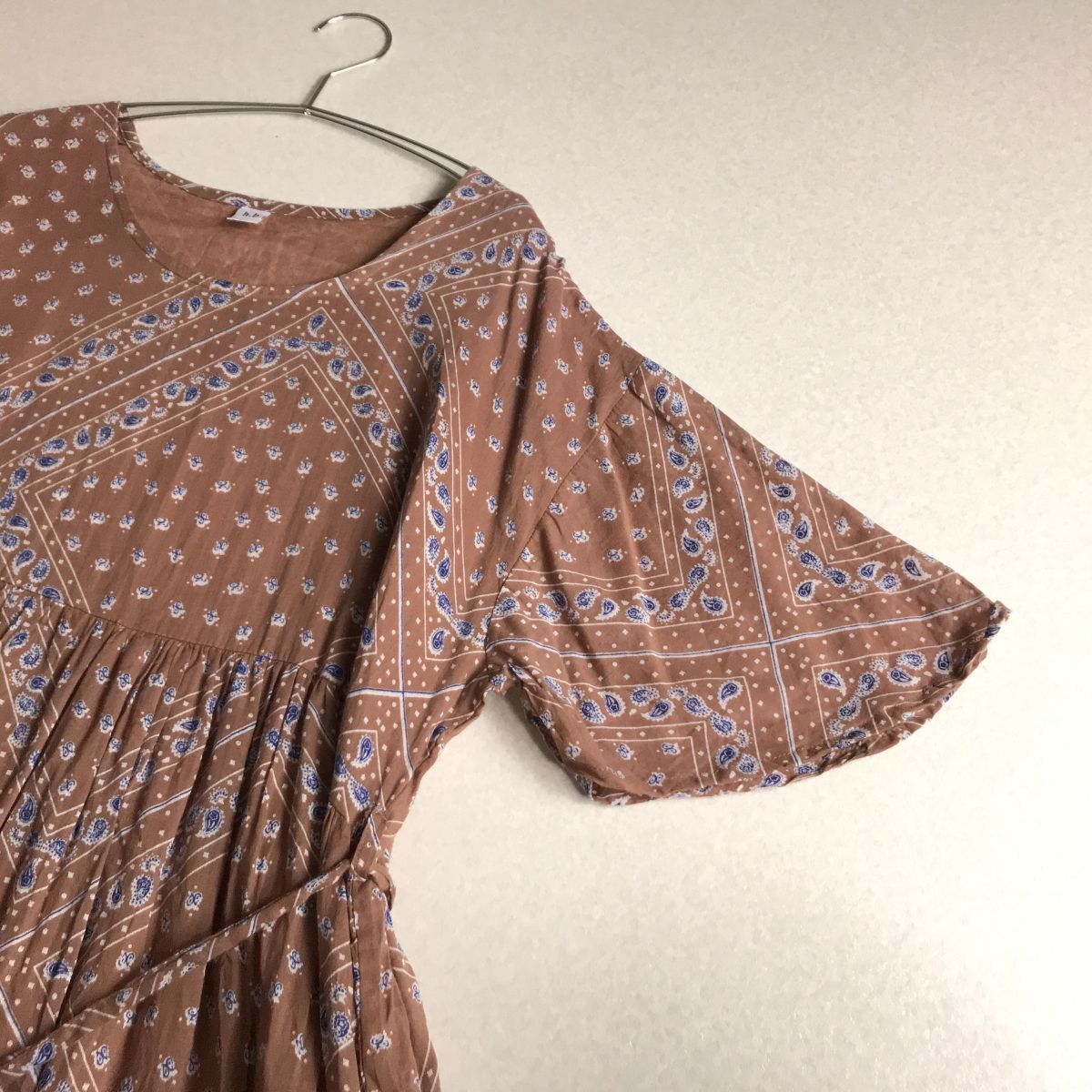 ○ hb インド綿　ギャザー　ワンピース　ベルト付き　橫幅ゆったり　體型カバー