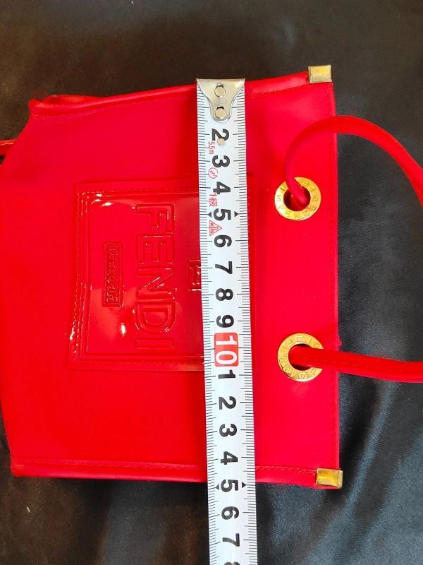 Fendi フェンディ ポーチセット ミニハンドバッグ＆スカーフ レッドロゴ ズッカ柄 ボックス付き_画像2