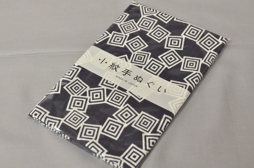 日本手拭・小紋手ぬぐい3本~ 青海波、三枡、花火柄~_画像3