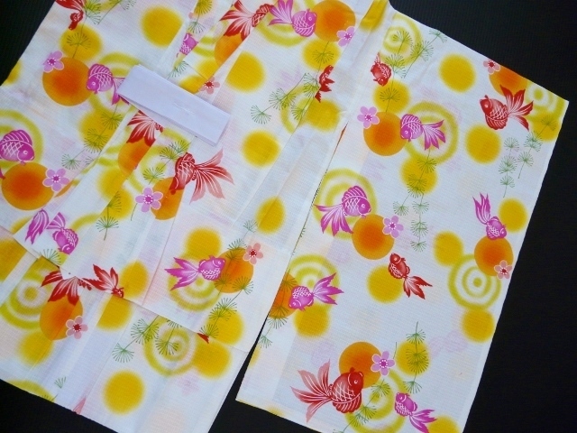 女の子 浴衣 子供浴衣 ゆかた 白地 金魚(yú) 黃水玉 110cm 061