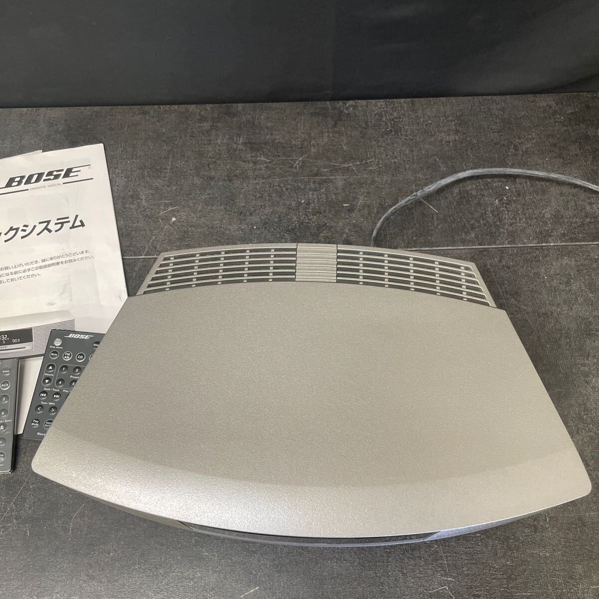 BOSE Wave music system AWRCCB ボーズ ウェーブミュージックシステム CDプレーヤー ガラス臺(tái)座 説明書(shū) リモコン付き 通電確認(rèn)済み 2