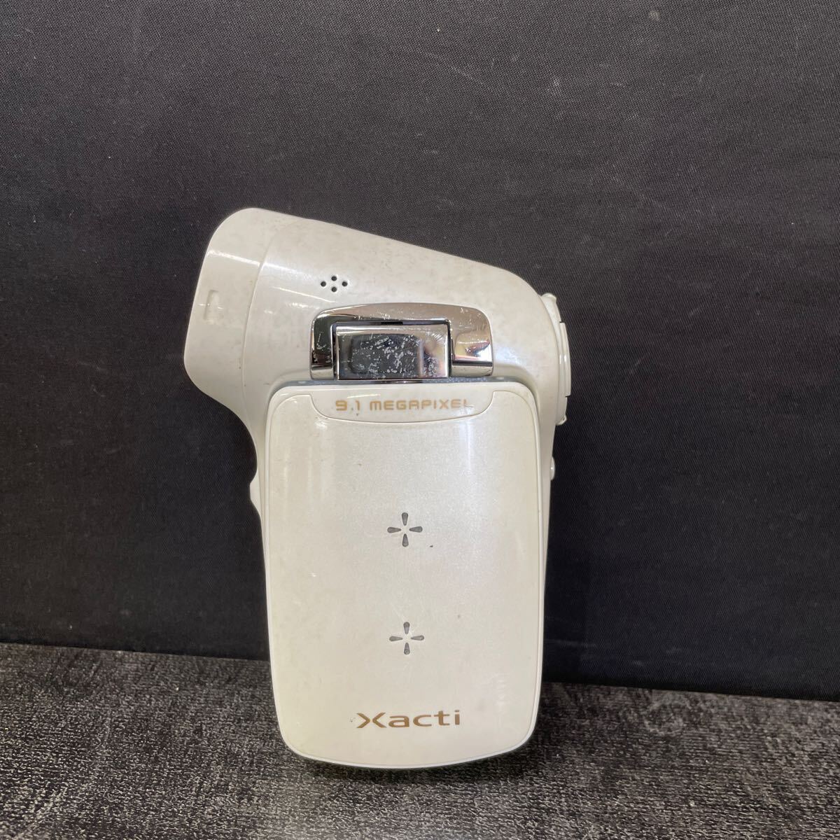 SANYO サンヨー デジタルムービーカメラ DMX-CG9 Xacti ホワイト 本體のみ 動(dòng)作未確認(rèn) コンパクト ビデオカメラ 2