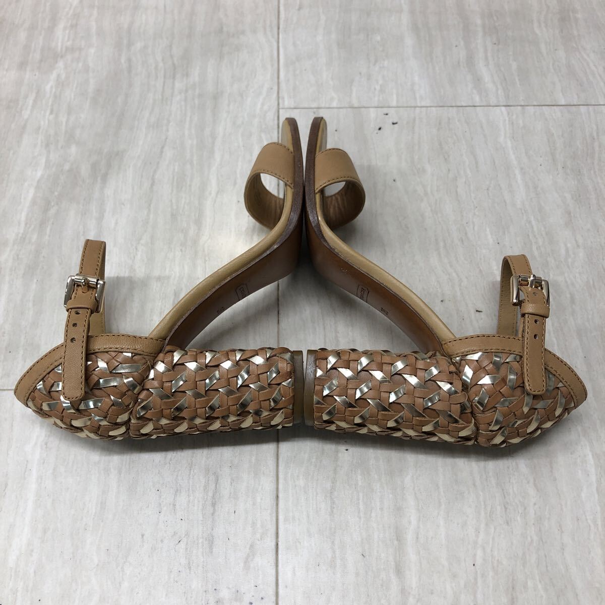 M298 FN-250912-742 COACH コーチ レザー ヒール サンダル ハイヒール レディース ブラウン ゴールド サイズ表記36_画像7