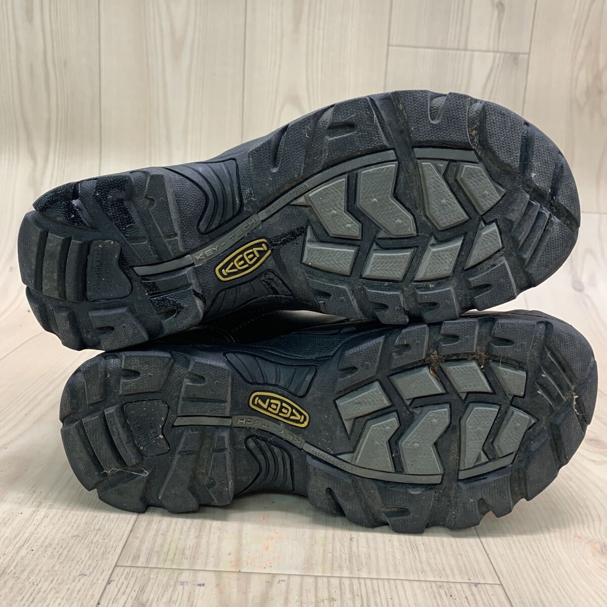 N12 FN-250912-768 KEEN キーン ワークブーツ トレッキングシューズ 登山靴 ハイカットブーツ ハイキングシューズ ブラック メンズ 27cm