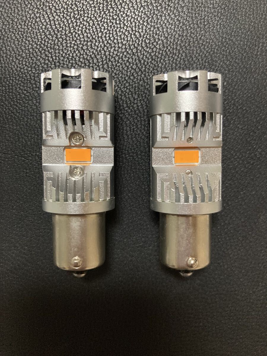 点灯比較に使用　①（縦・横の、差し金のピンの向きに注意！） 12V S25 シングル　LED 冷却ファン付　アンバー　昼でも明るく安全_画像1