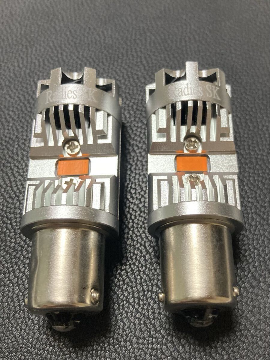 点灯比較に使用 ②(縦・横の、差し金のピンの向きに注意!) 12V S25 シングル LED 冷却ファン付 オレンジ、アンバー 昼でも明るく安全_画像5