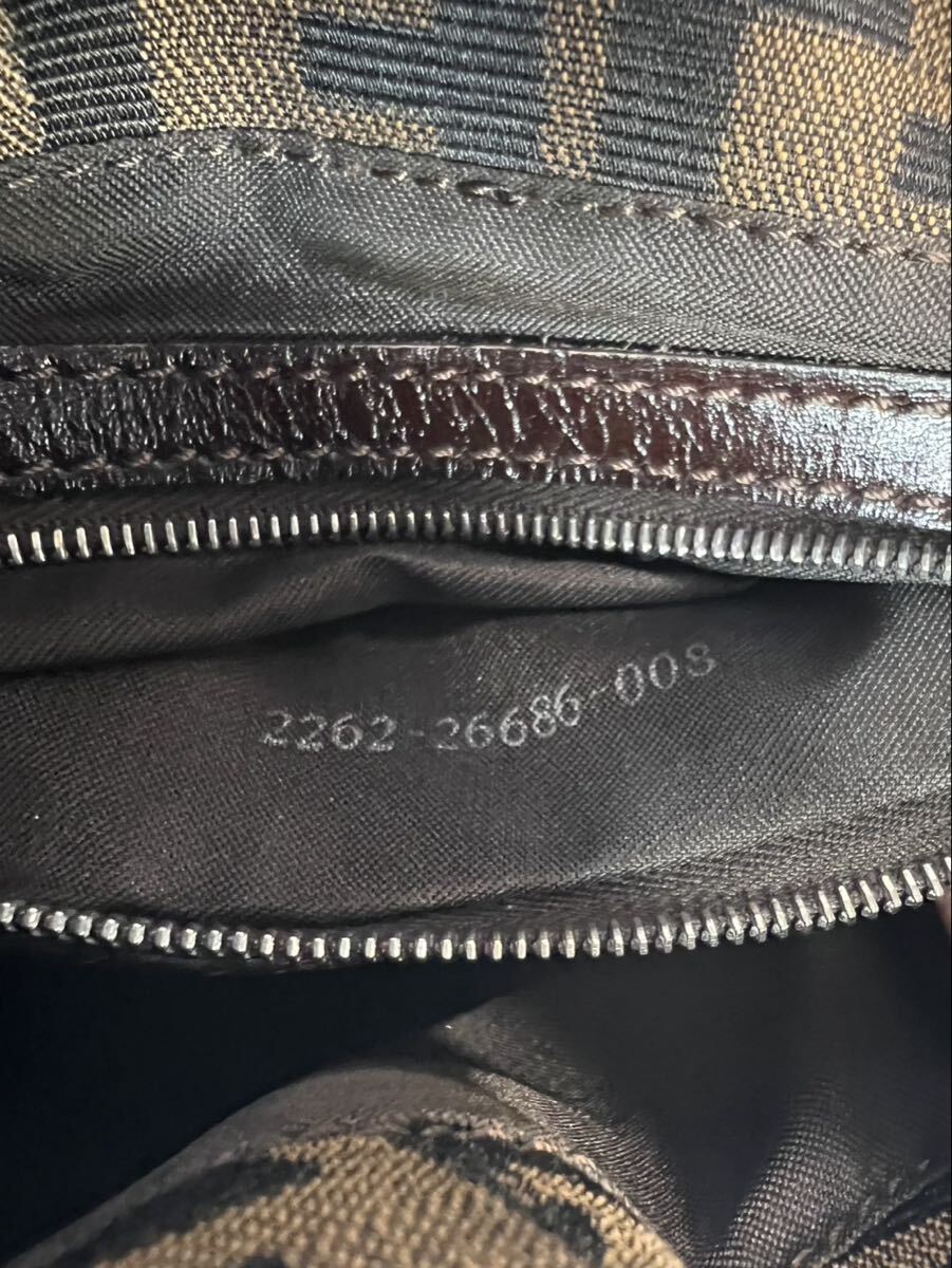 【美品】 FENDI フェンディ ズッカ柄 マンマ ワンショルダーバッグ ハンドバッグ P1659