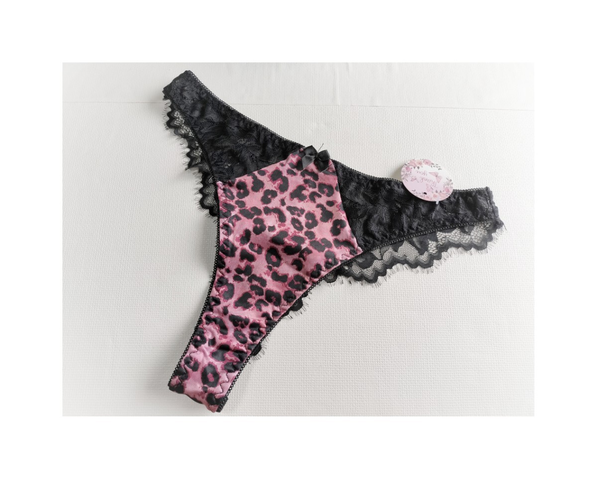 * новый товар * LL T-back шорты розовый серия леопардовая расцветка боковой гонки бедра гонки большой размер sexy Ran Jerry * новый товар * LL T-back шорты розовый серия леопардовая расцветка боковой гонки бедра гонки большой размер sexy Ran Jerry