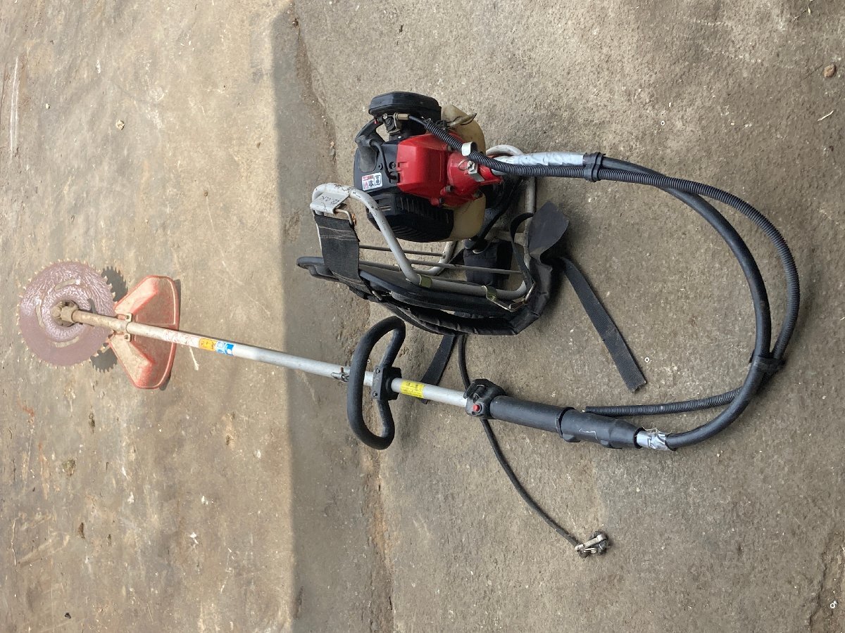 【岐阜発】草刈機　背負い　タナカ？　SUM-258B Sスタート　動作オッケー　フレキシブルゴム割れあり　基本引取り　発送は質問にて相談_画像1