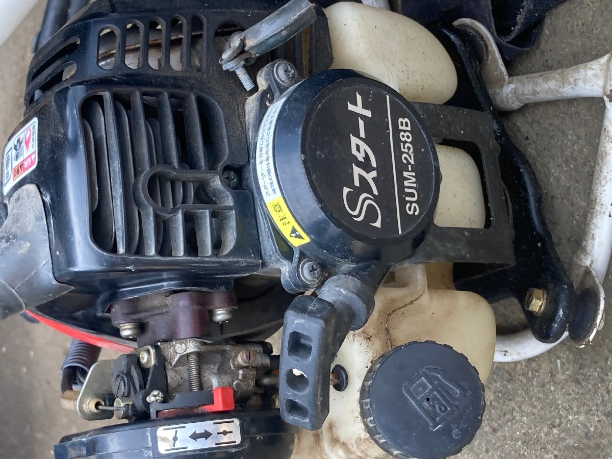 【岐阜発】草刈機　背負い　タナカ？　SUM-258B Sスタート　動作オッケー　フレキシブルゴム割れあり　基本引取り　発送は質問にて相談_画像3