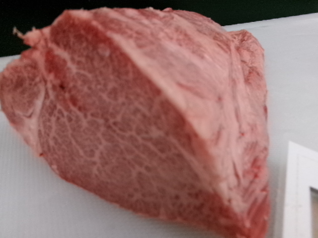 さつま和牛A５牝　超特牛ヒレ先（ミニョン部位）　７００ｇ