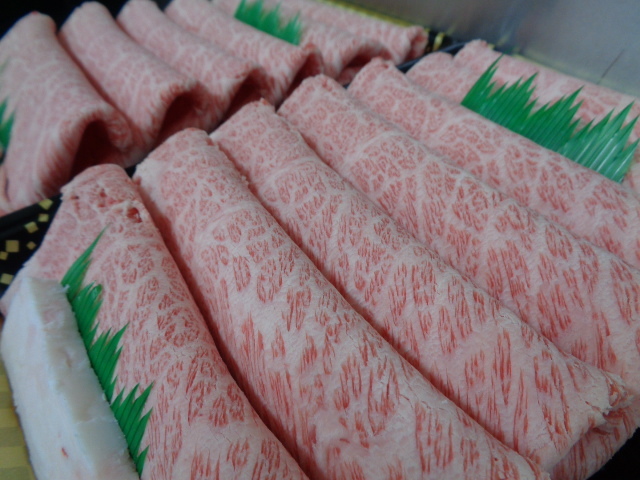 さつま和牛Ａ５牝　超特肩ロースすき焼き?。玻耄纭。?2）