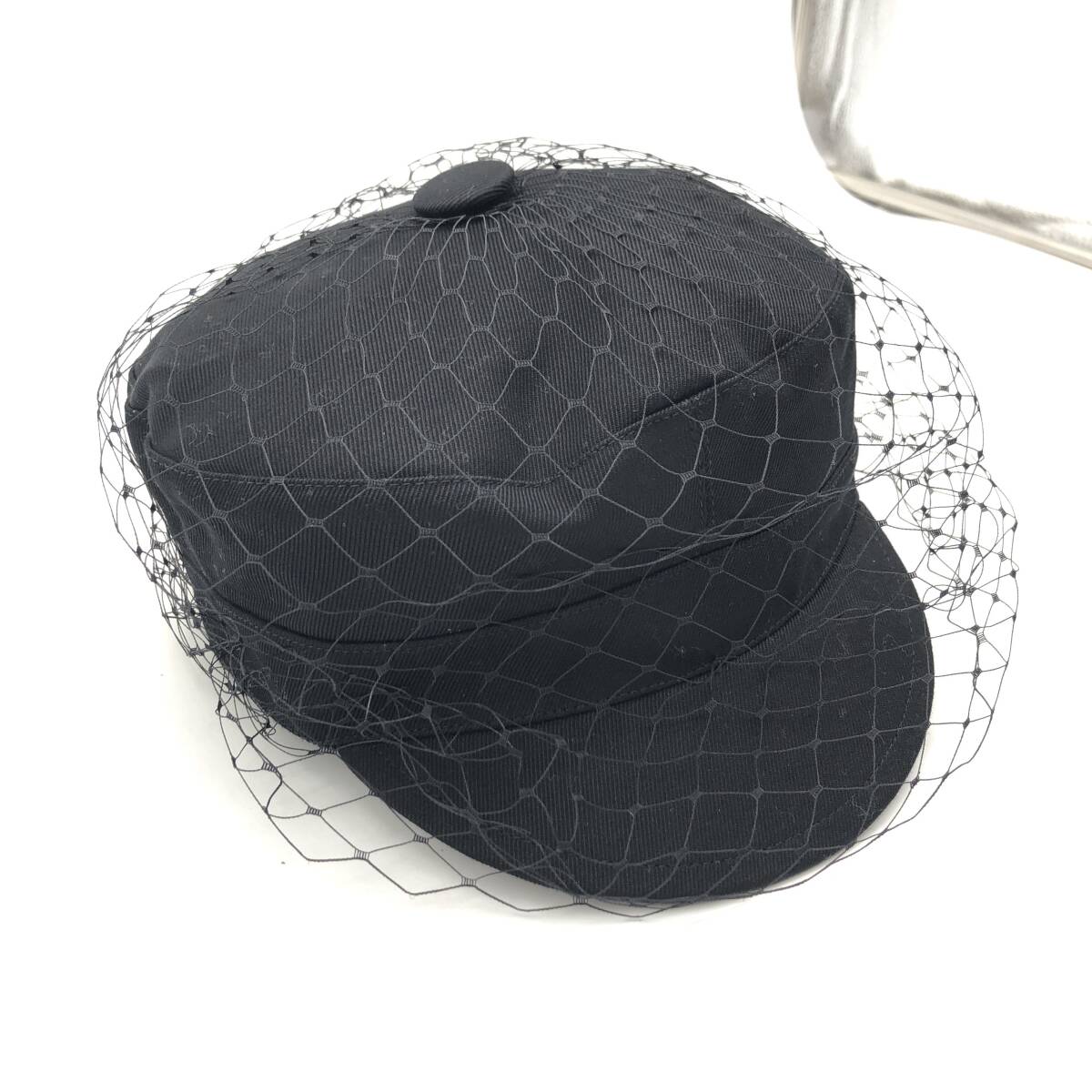 【極美品】Christian Dior クリスチャン?ディオール DIOR PARIS REVOLUTION キャプ ラムスキン ブラック ベール付き 帽子 キャスケット　