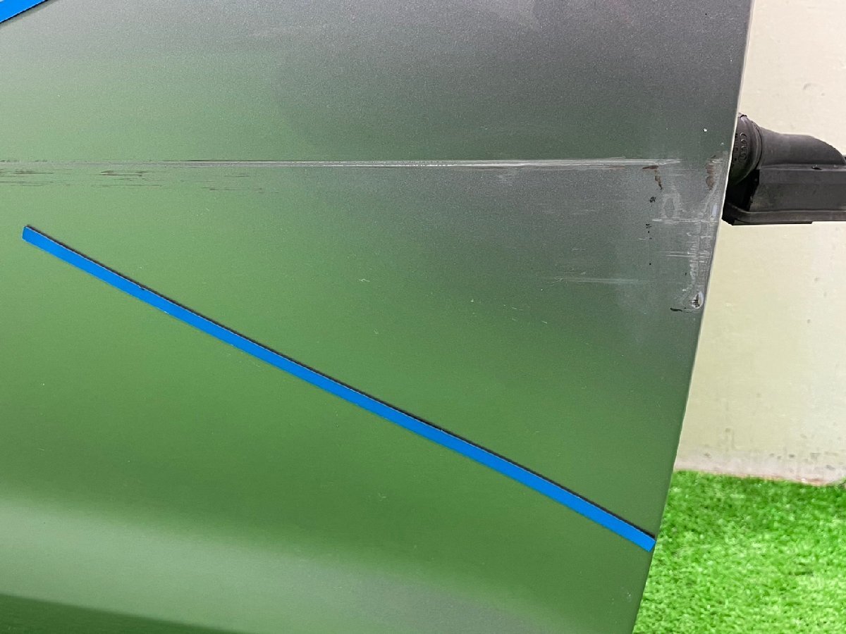 78776◇AUCHP(5G) VW/フォルクスワーゲン ゴルフ ヴァリアント 純正 右フロントドア◇フェンスM.._画像5