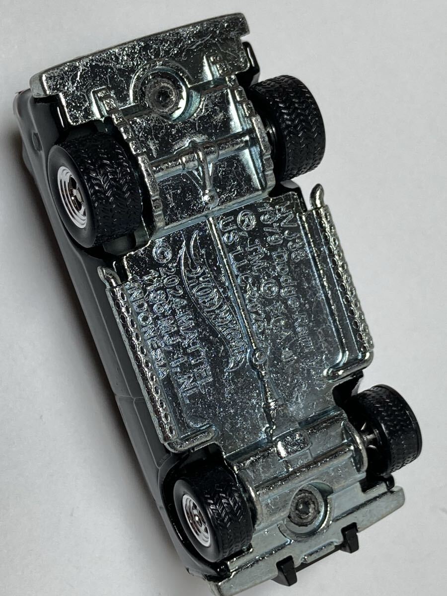 ホットウィール　ポップカルチャー 1979 ダッジ ラム バン　オールドスクールバン DODGE RAM VAN ミニカー　リアルライダー_画像7