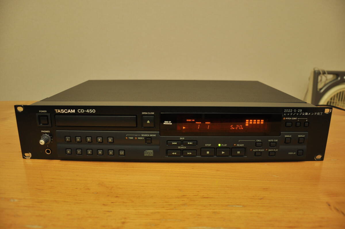 □■　TASCAM CD-450　元箱、取説、リモコン付き　完動(dòng)品　ピックアップ交換済み　小傷あり　■□
