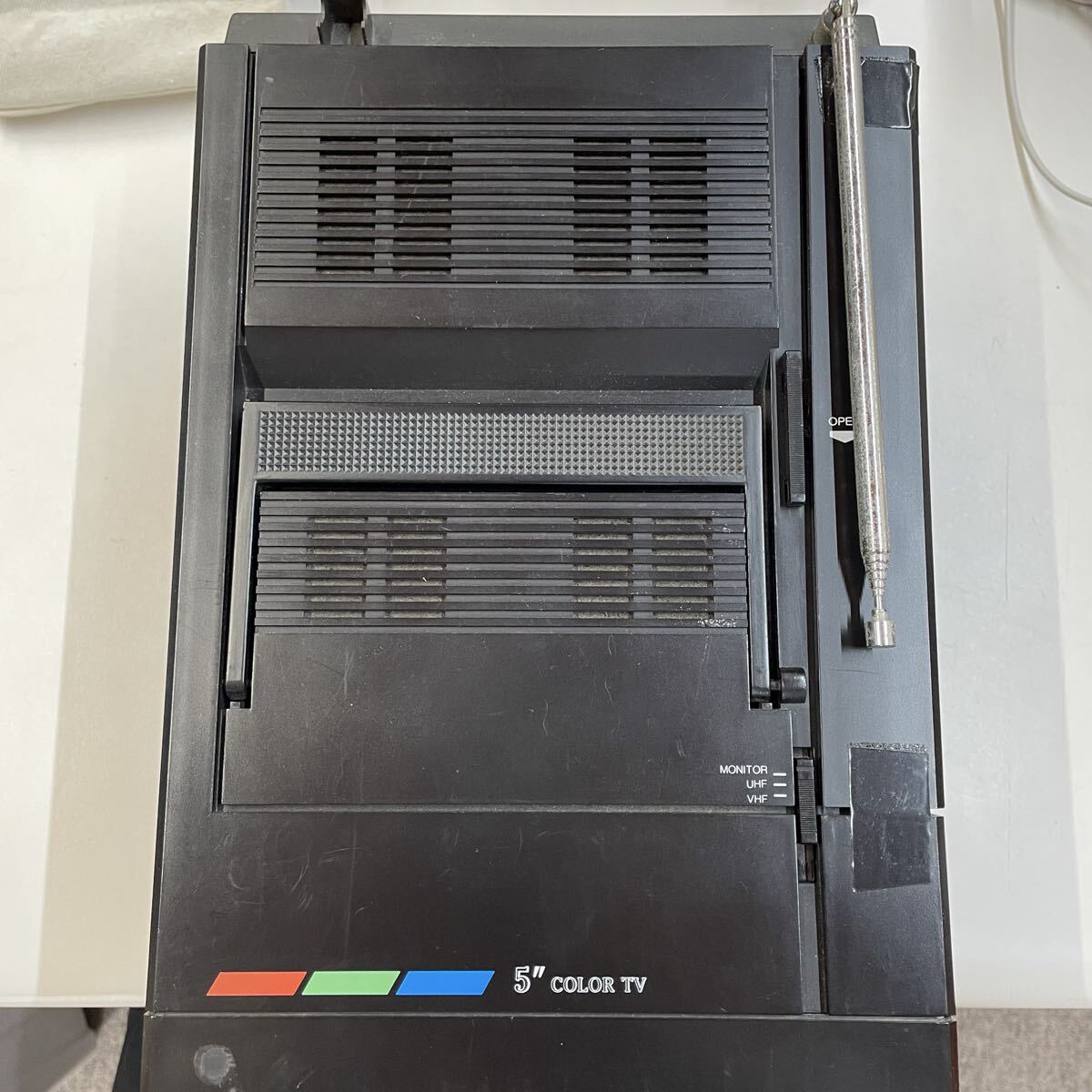 昭和レトロ カラーブラウン管テレビ EVERTOP 5インチ テレビ【ジャンク】