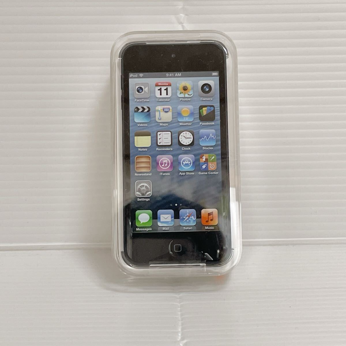 未開封品 Apple iPod touch 第5世代 64GB MD724J/A ブラック C943