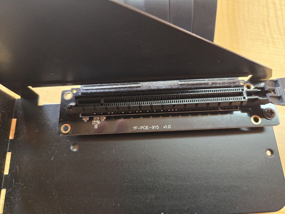 PCIE ライザーケーブル　中古