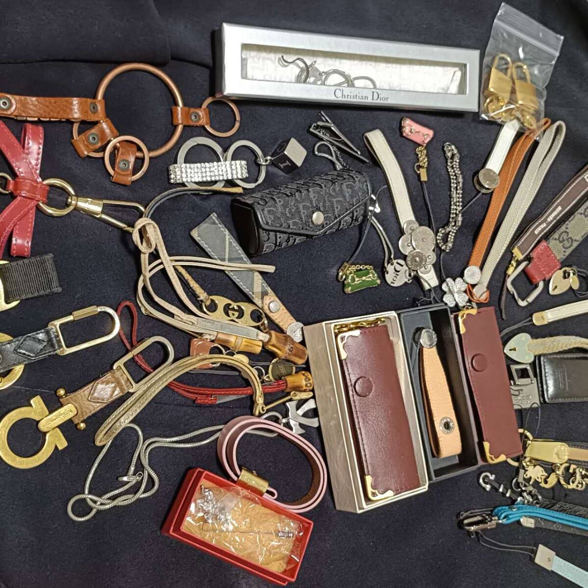 ブランド　キーリング　ストラップまとめ売り　約45點(diǎn)　ブランド　小物まとめ売り　エルメス　ディオール　フェラガモ　グッチ　カルティエ