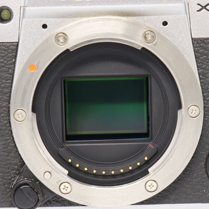 1円～ 富士フィルム FUJIFILM X-T10 ミラーレス一眼カメラ シルバー レンズ付/7artisans 25mm F1.8 FXマウント ジャンク 不動(dòng) 送料無料！