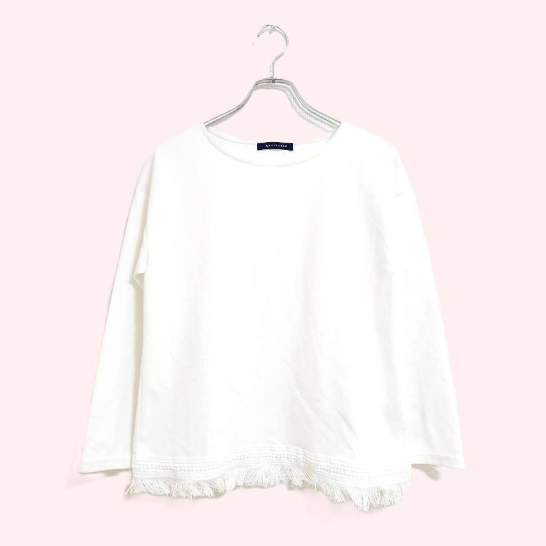 美品 長袖カットソー M フリンジ 白 プルオーバー 上品 ロシカリエ おでかけ_画像1