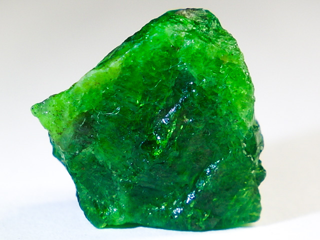 ★秘宝★ツァボライトの原石★グリーンガーネット★25.1ct/20.3mm★Tsavorite★天然石宝石希少鑑賞鉱物コレクション★ラフロック★kamesan_画像1