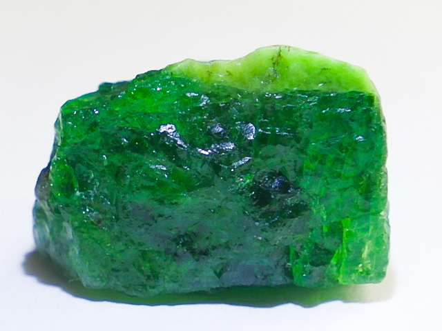 ★秘宝★ツァボライトの原石★グリーンガーネット★25.1ct/20.3mm★Tsavorite★天然石宝石希少鑑賞鉱物コレクション★ラフロック★kamesan_画像4