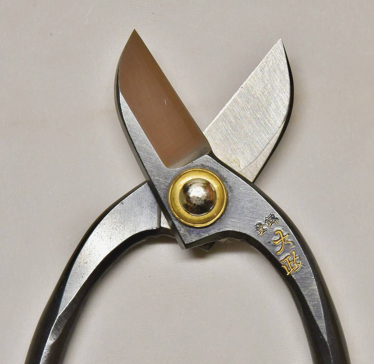 丸修刃物製作所　携帯用１２０mm華道（池坊形）・園芸鋏　展示未使用品　在庫３丁売り切り　＃２_画像3