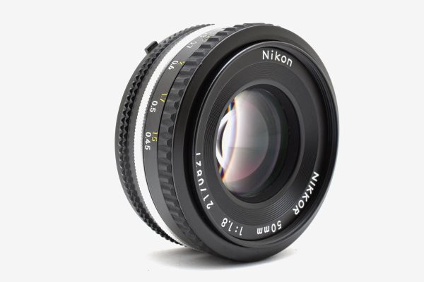[美品]ニコン Nikon Ai-s NIKKOR 50mm f/1.8 マニュアルフォーカス Pancake レンズ 2597862