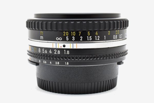 [美品]ニコン Nikon Ai-s NIKKOR 50mm f/1.8 マニュアルフォーカス Pancake レンズ 2597862
