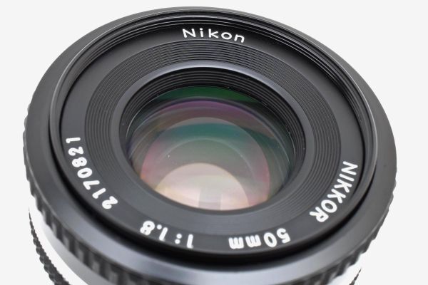 [美品]ニコン Nikon Ai-s NIKKOR 50mm f/1.8 マニュアルフォーカス Pancake レンズ 2597862