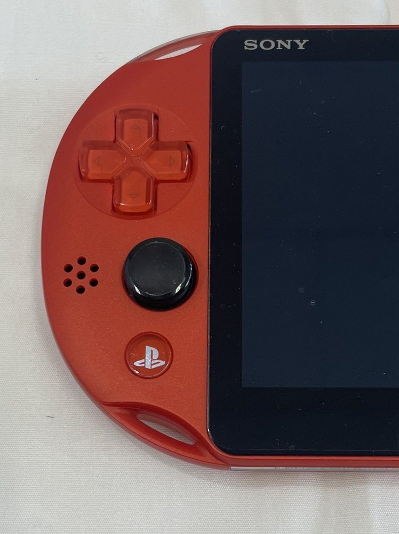 【6KA岡08008E】１円スタート★PSVITA★SONY★PCH-2000ZA26★MetallicRed★レッド★Wi-Fiモデル★通電確認(rèn)済★初期化済★付屬品完品★