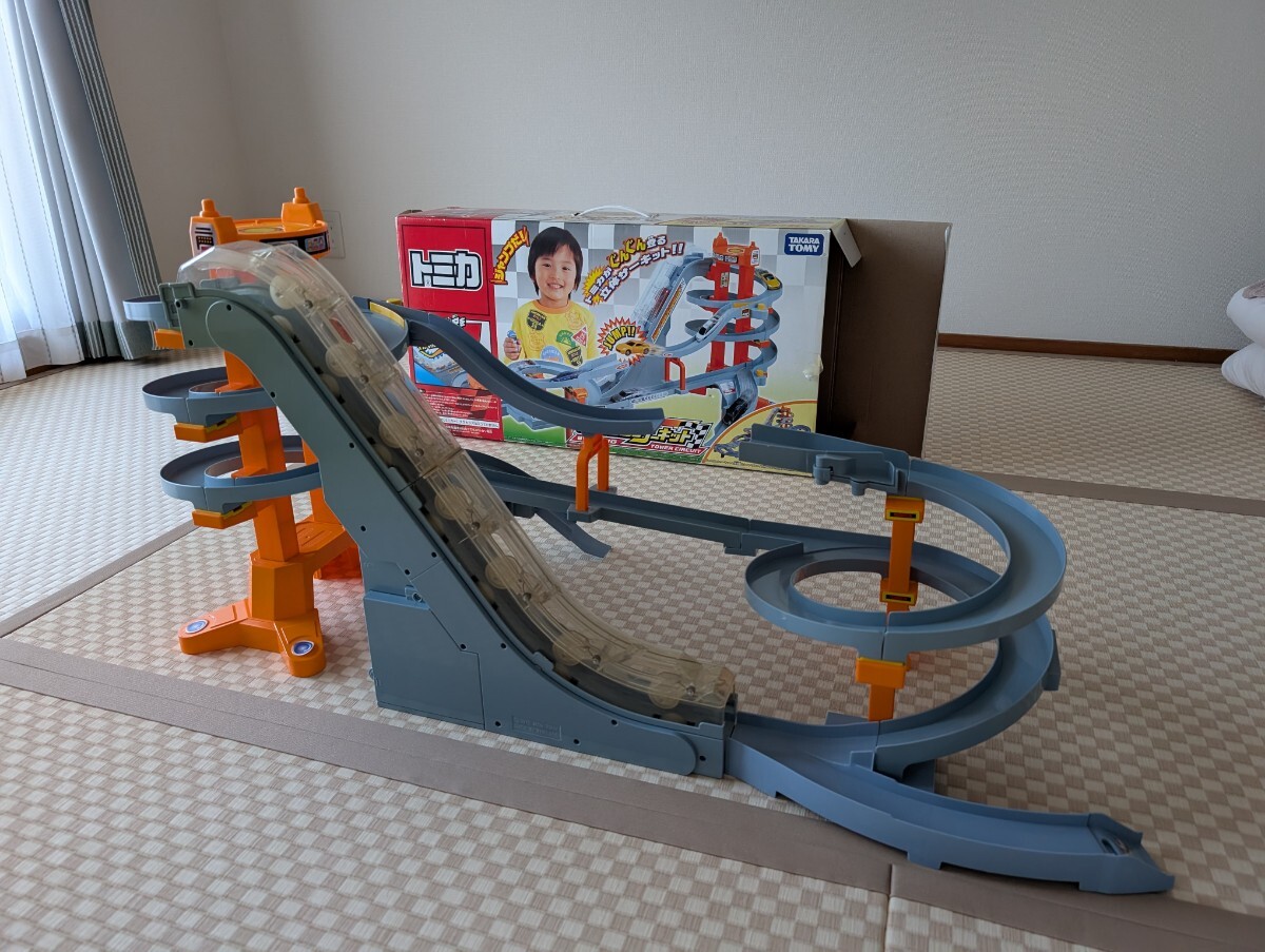 トミカびゅんびゅんタワーサーキット_画像2