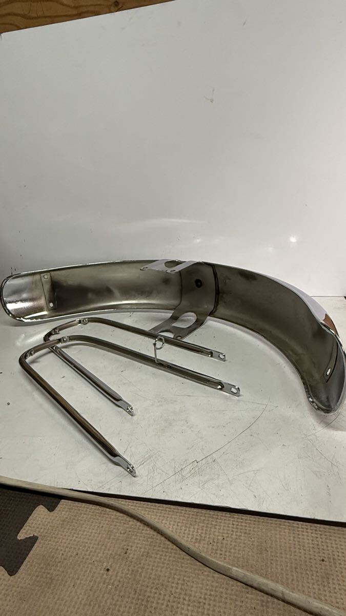 GT380 純正フロントフェンダー 再メッキ後未使用 ブレス次 極上