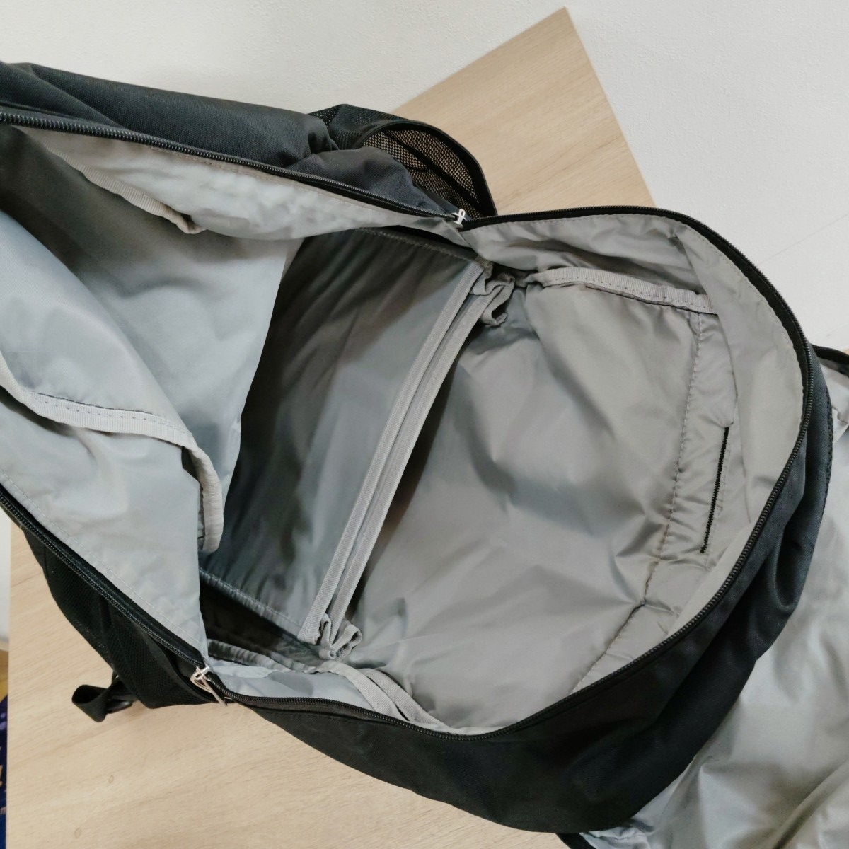 MICHEL KLEIN　リュックサック　バックパック　メンズ　黒_画像8