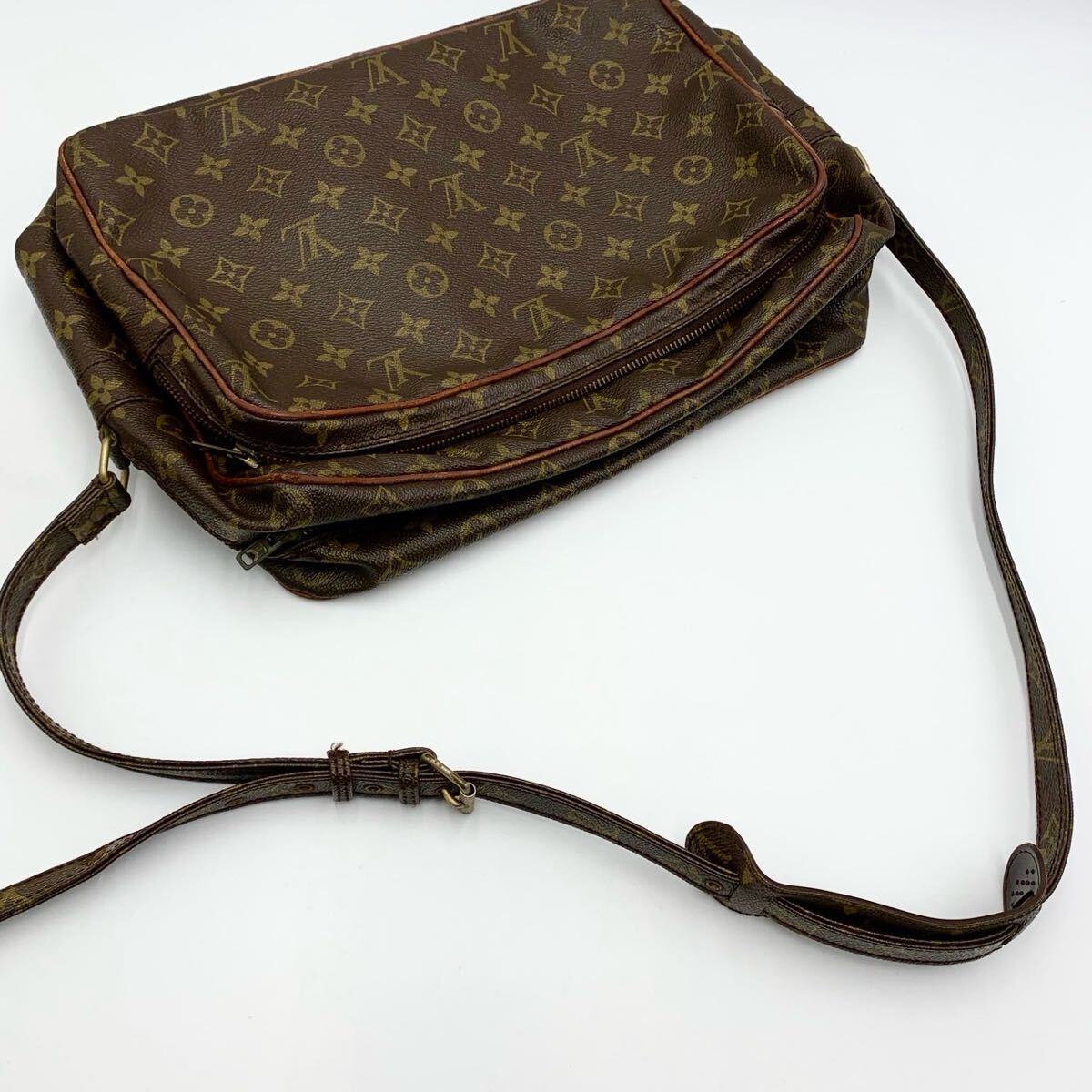 LOUIS VUITTON ルイヴィトン モノグラム ミグラトゥール □ルイヴィトン□ ショルダーバッグ ミグラトゥール 旧型ナイル