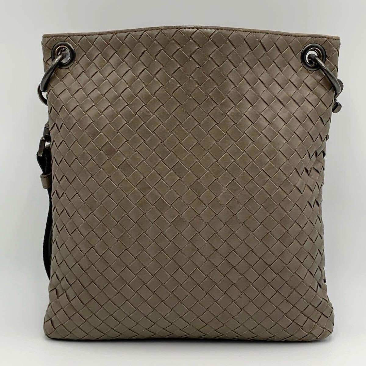 BOTTEGA VENETA ボッテガヴェネタ イントレチャート ショルダーバッグ カーキ 斜め掛け