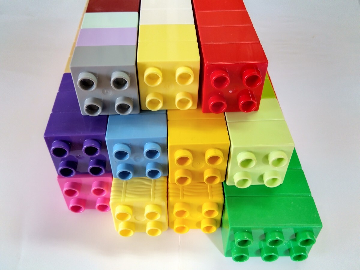 レゴデュプロ 　基本ブロック　　2×2-99個+麦わら4個、2×3-12個　色いろいろ　計115個セット_画像5