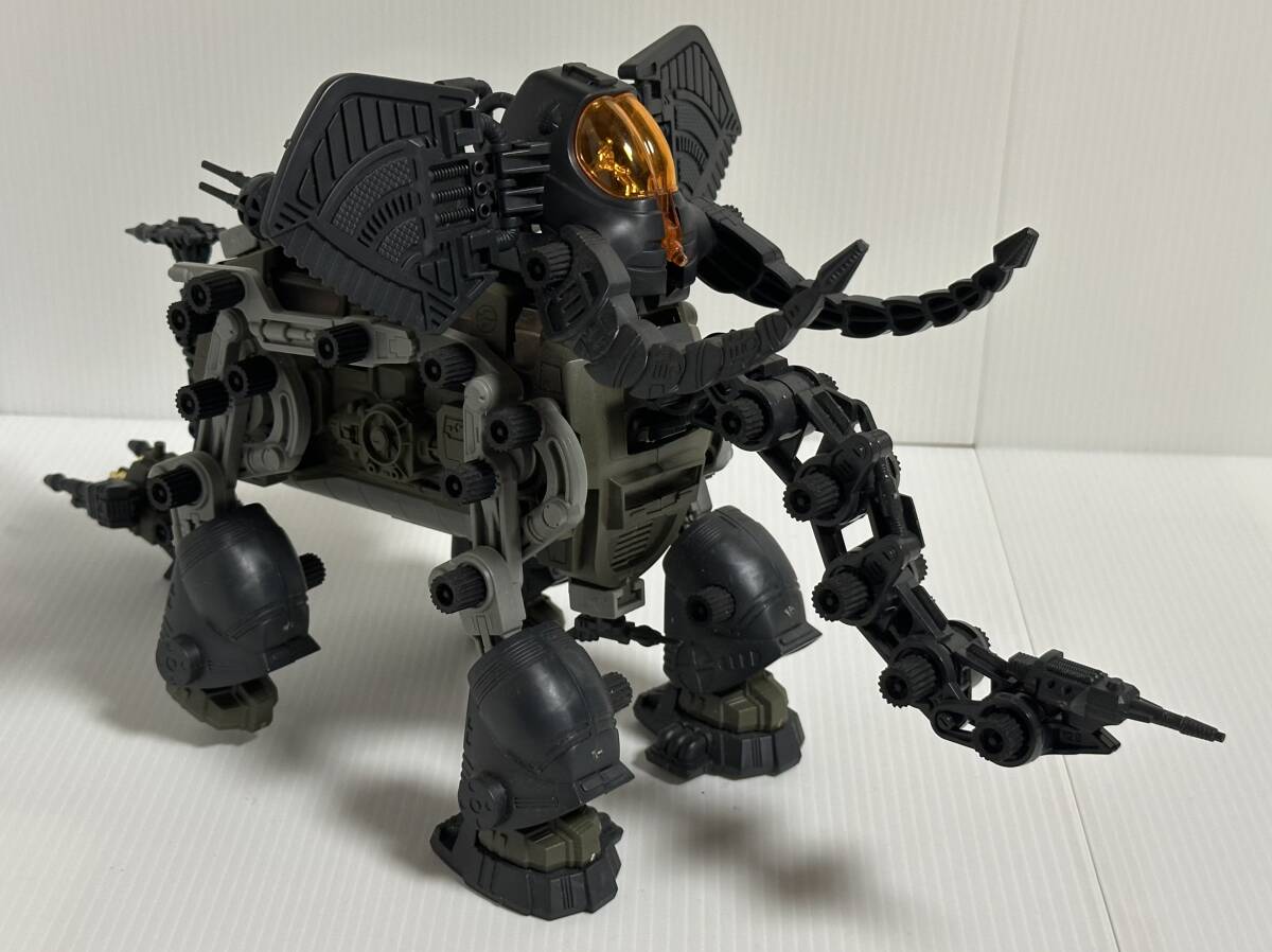 『RBOZ-002 マンモス』　「メカ生体ゾイド」シリーズ　初期商品　箱・デカール・説明書欠品　【完成・電動駆動・現状品】_画像1