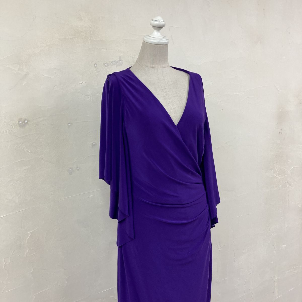 2K3193-G◆ RALPH LAUREN ラルフローレン スリットフレアスリーブタイトワンピース ドレス カシュクール 膝下 ◆ size8 紫 ポリエステル_画像5