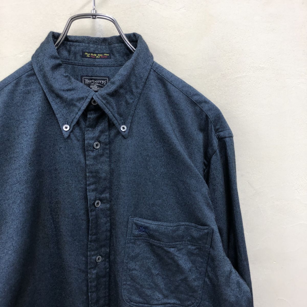 2K2717-G◆ Burberrys バーバリー ボタンダウンシャツ 起毛生地 ポケット ワンポイントロゴ 長袖 ラウンドヘム ◆ sizeL ネイビー 綿_画像3