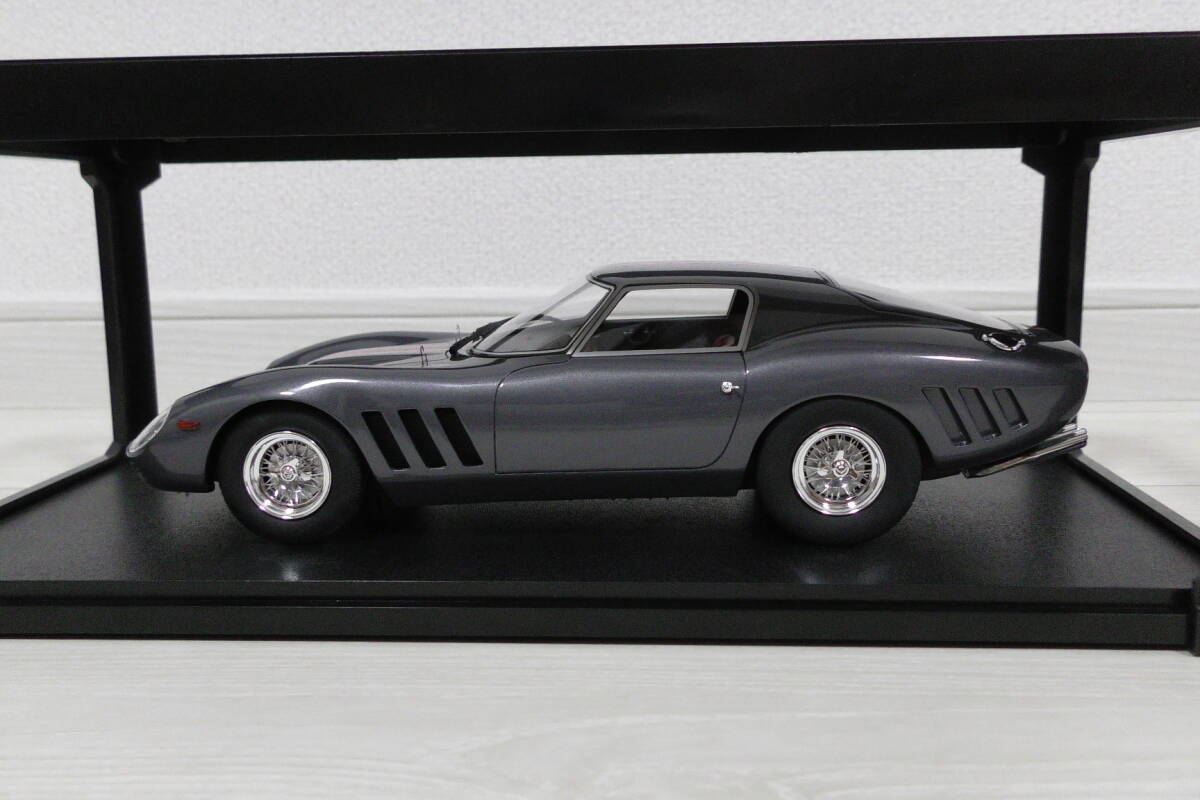 未使用品 送料無料 1/18 MAXiMA フェラーリ 250GT DROGO SPECIALE 1963 GREY MET RED_画像5
