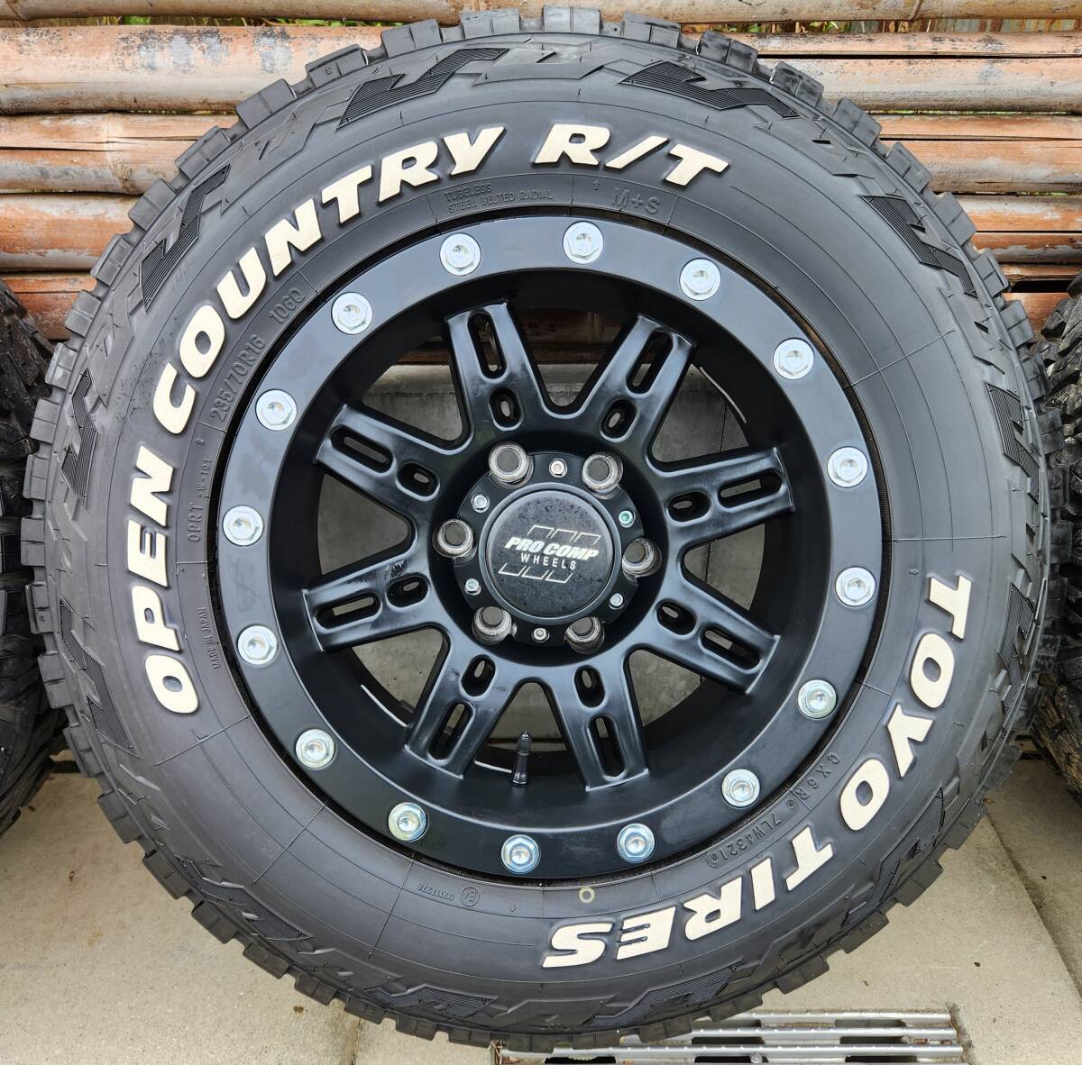 PRO COMP WHEELS 7031 FLAT BLACK TOYO OPEN COUNTRY R/T 235/70R16 21 год производства PCD139.7 6 дыра 8J офсет 0 паз 8~8.5. Pro Comp