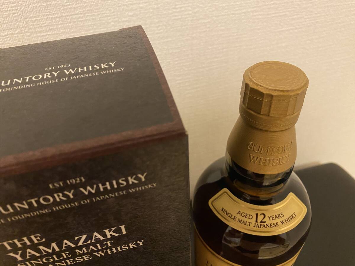 サントリー SUNTORY シングルモルト 山崎12年 SINGLE MALT JAPANESE WHISKY THE YAMAZAKI AGED 12 YEARS 700ml 箱あり 管理番號:EV57v5PneP