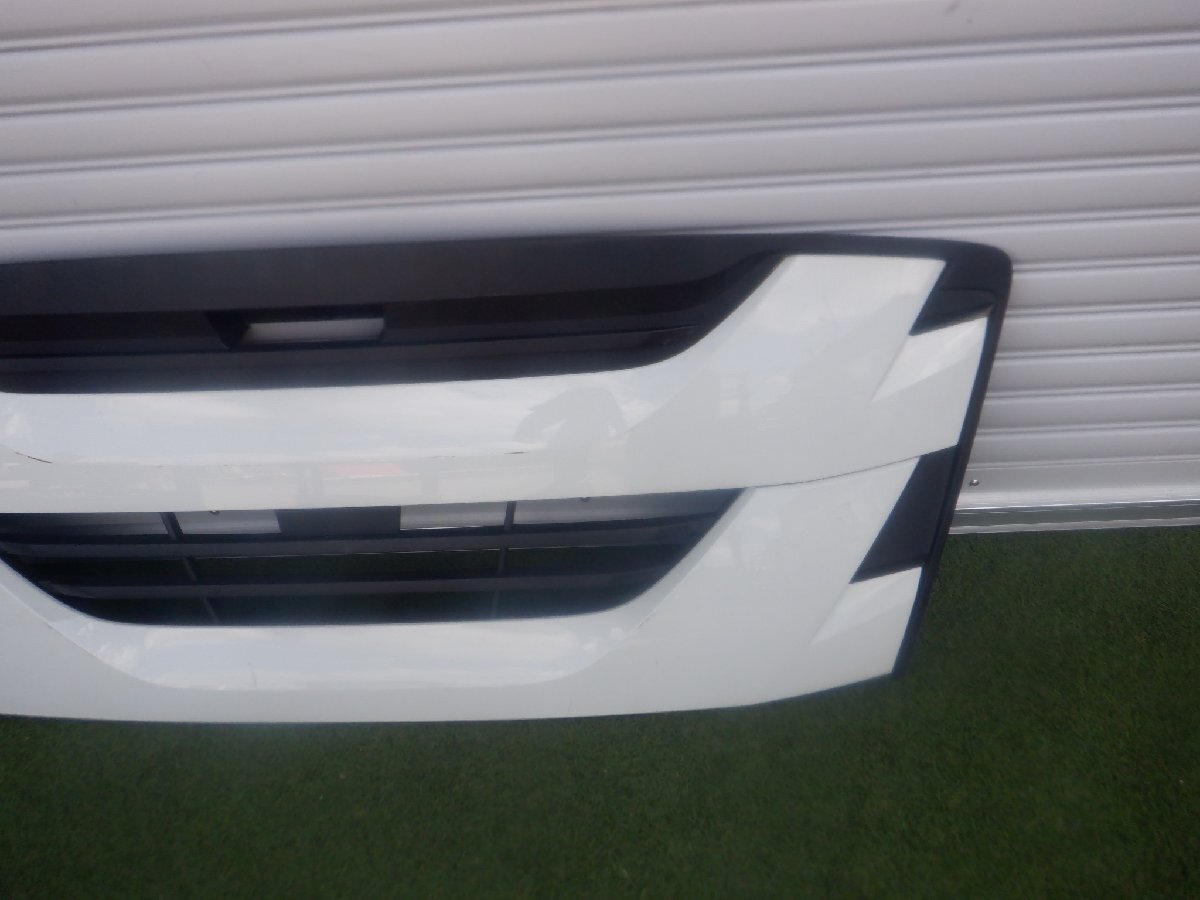 Isuzu оригинальный новая модель GIGA Giga передняя решетка радиатор решётка белый m-25-9-443